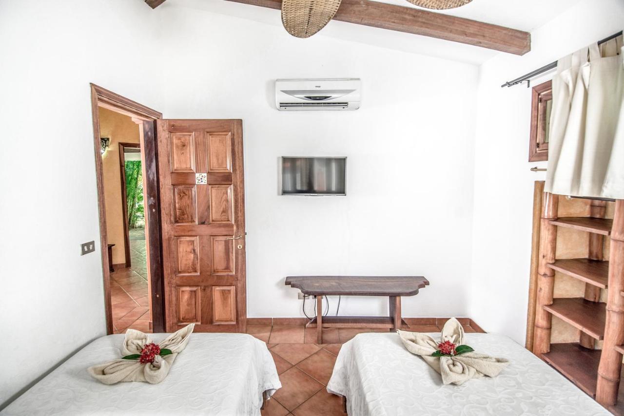 Villas Kalimba Sámara Екстериор снимка